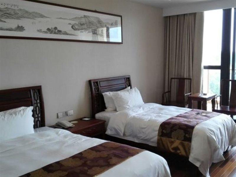 Taoyuan Shuixiang Hotel Chongming Exterior foto